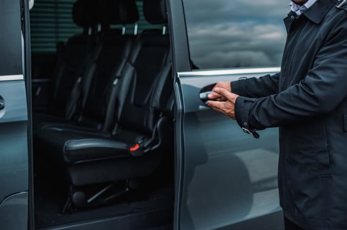 Chauffeur Services for Small Group Tours