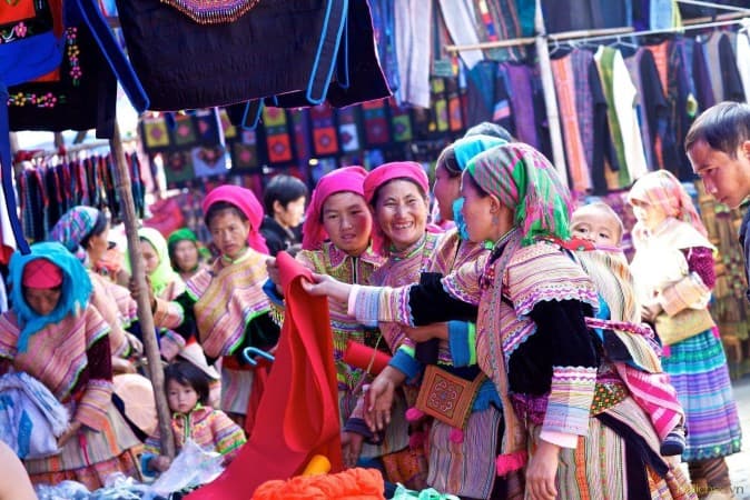 Ethnic Minority Market - © gather