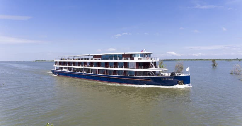 RV Indochine ll ship