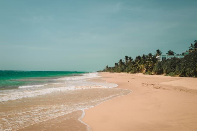 Unawatuna Beach by Eirik Skarstein