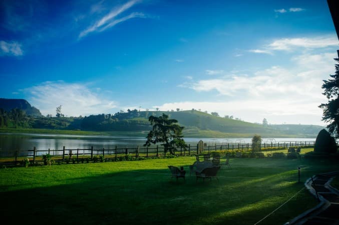 Gregory Lake by Subodha Karunarathne