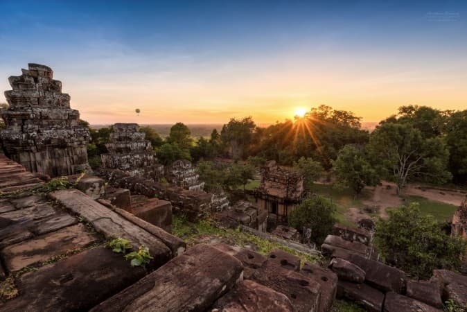 Phnom Bakheng - © gather